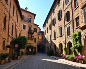 Romanische Fassaden in Siena, Italien